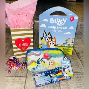 Bluey Valentines Day Gift Grab & Go Activity Set and Pencil Case Set NWT
